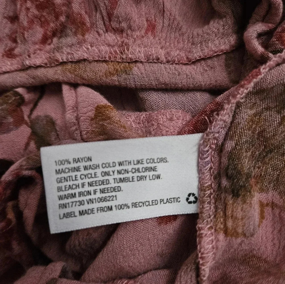 Mossimo Supply Co Floral Ruffle V Neck Tie Back Romper Pink Multi M - Picture 8 of 9